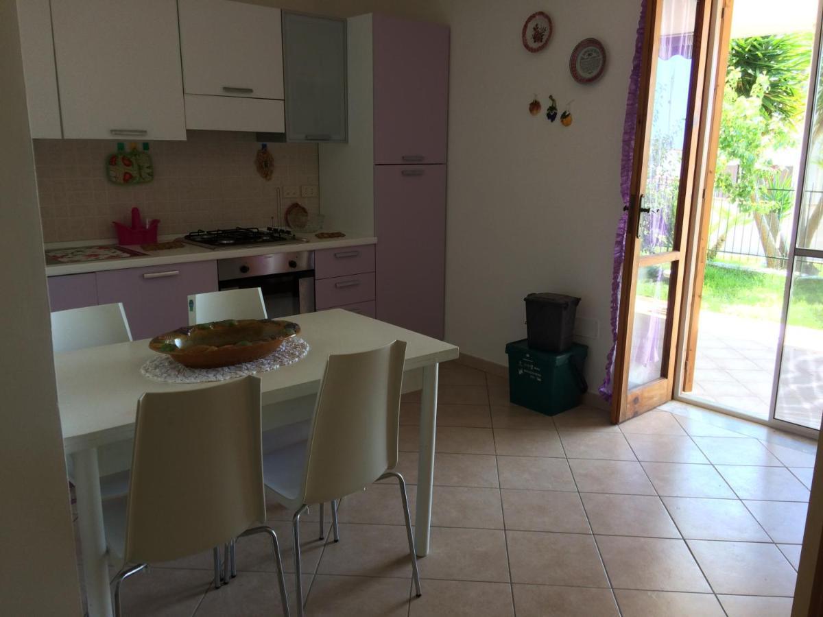 Casa Vacanze La Tuia Castellabate Εξωτερικό φωτογραφία