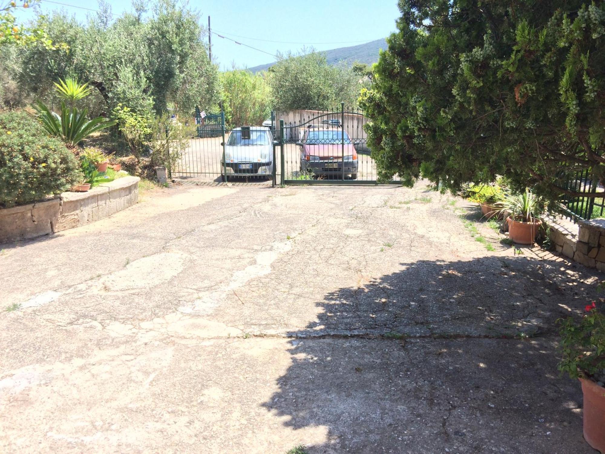Casa Vacanze La Tuia Castellabate Εξωτερικό φωτογραφία